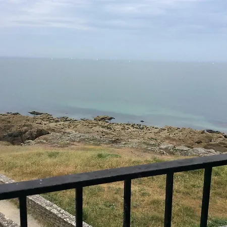 Kerjouanno Les Pieds Dans L'eau * Arzon