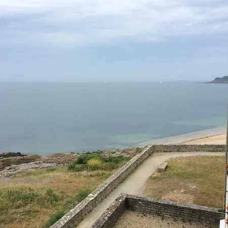 Apartment Kerjouanno Les Pieds Dans L'eau Arzon